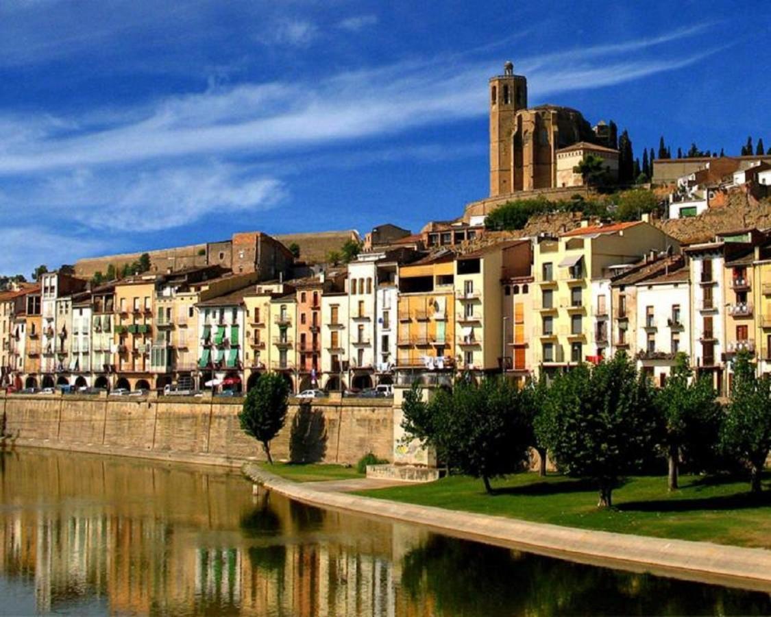 الشقق الفندقية Vilanova De La Salفي  Cal Ribero المظهر الخارجي الصورة